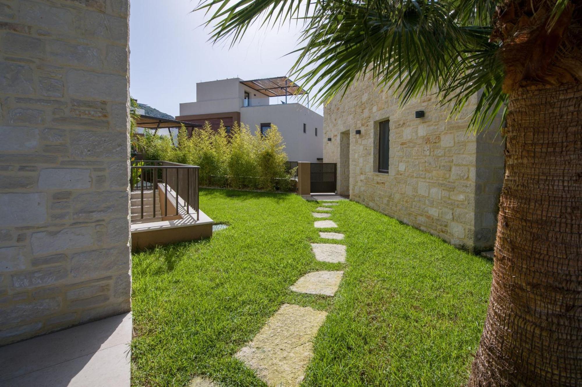 Almi-Cove Hilltop Villas Алмирида Экстерьер фото
