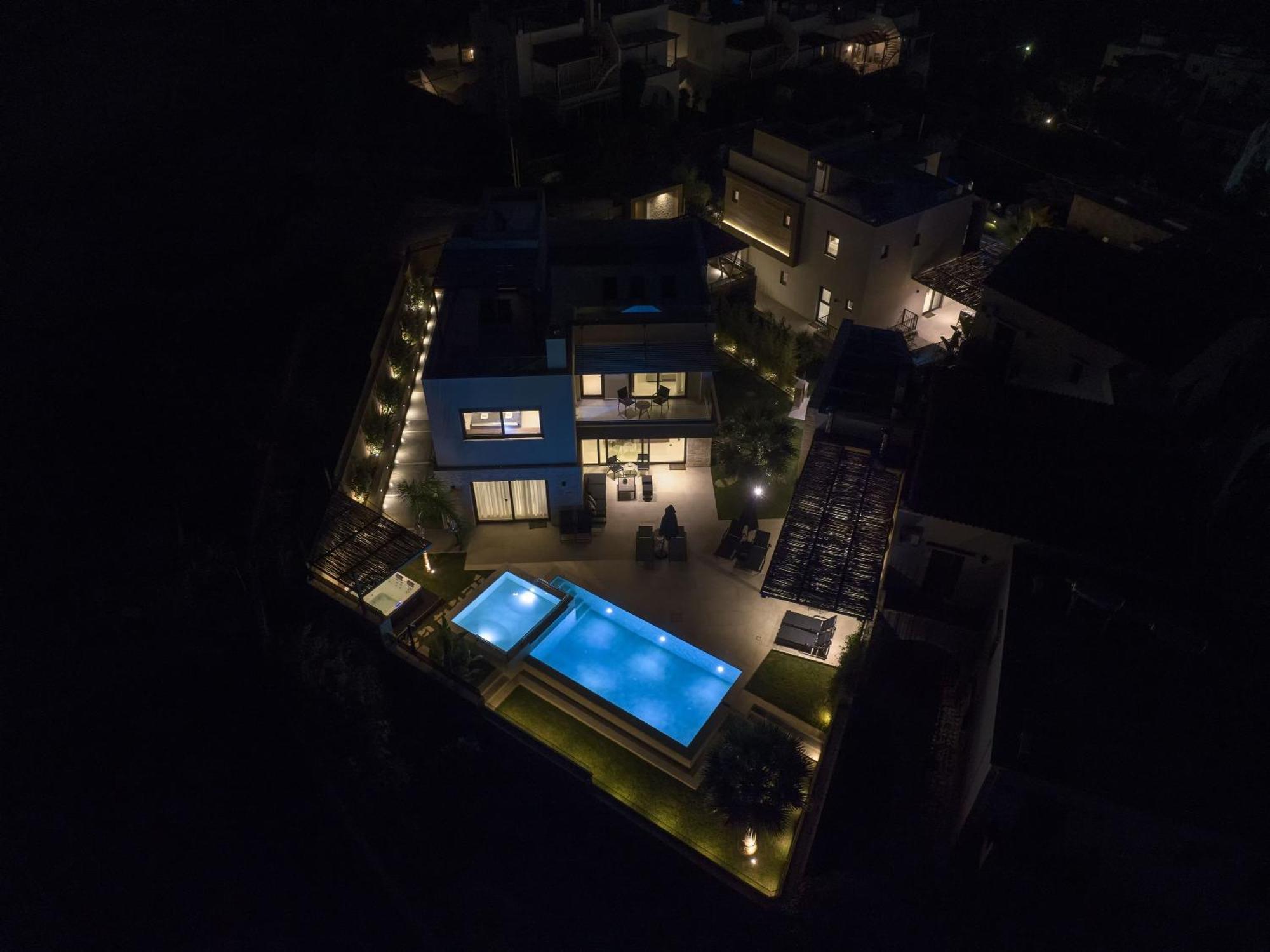 Almi-Cove Hilltop Villas Алмирида Экстерьер фото