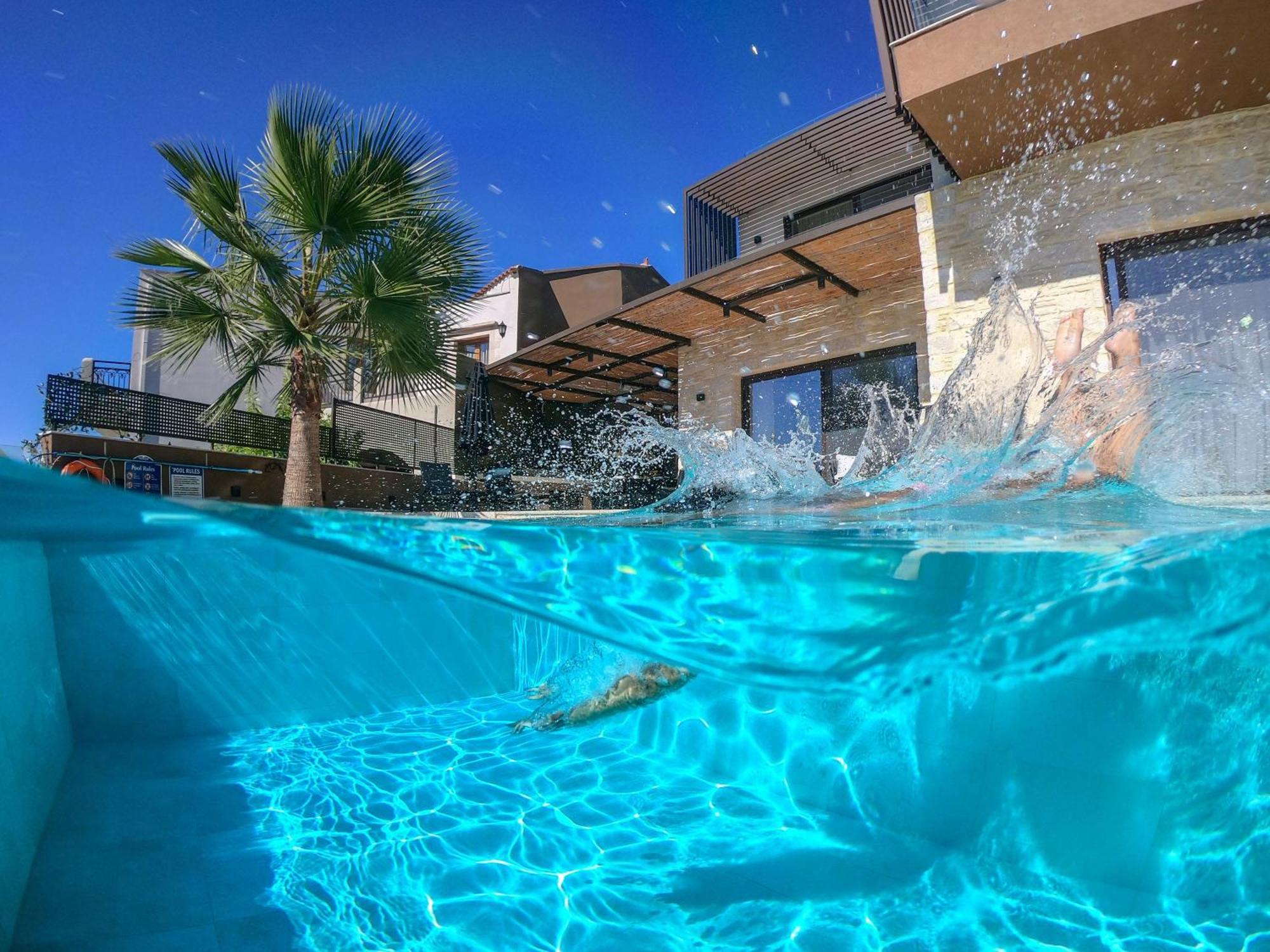 Almi-Cove Hilltop Villas Алмирида Экстерьер фото